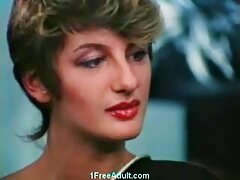Morena rusa es follada y tocada