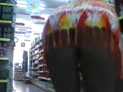 Mamá caliente tiene un trío lésbico
