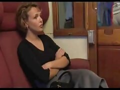 Amirah Adara recibe una recompensa desordenada después de servir una polla enorme