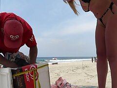 Jaye Summers se folla a BF a espaldas de su padre
