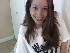 Danny se folla a su sexy decoradora rubia