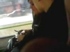 Madura gordita Sara Jay se folla a un tipo guapo en la cama