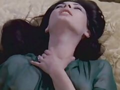 Nena de ébano recibe un creampie