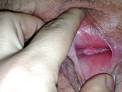 Val Steele muestra sus increíbles habilidades para chupar pollas