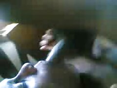 Adorable chica se folla a un tio del cable